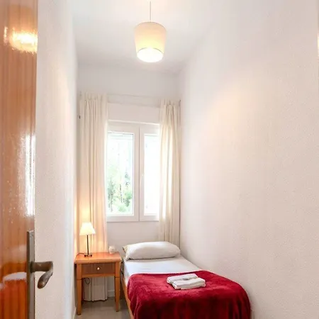 Edificio Algar Apartment *